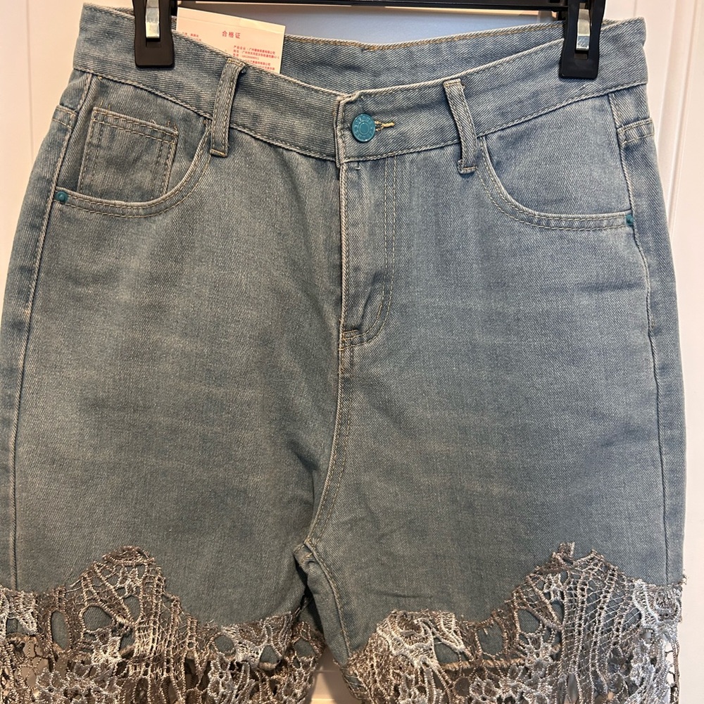 Elegant Lace Trim Women Jeans - Picture 7 of 7